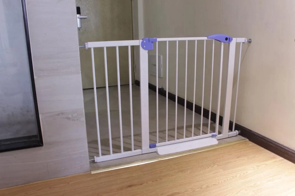 Baby Gate Indoor Baby Safety Gate for Stairs Hallway Easy Install Pressure Mounted Pet Gates for Door Stair Infant Safety Gate
