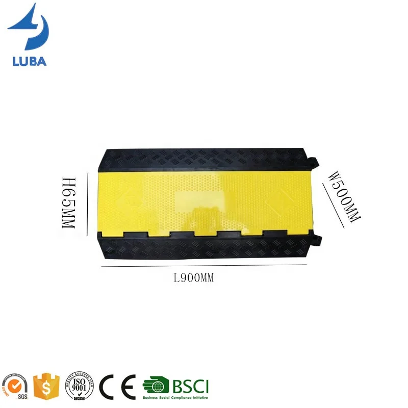 High Quality Industry Cable Ramp Speed Hump 3 Channel Rubber Cable Protector
