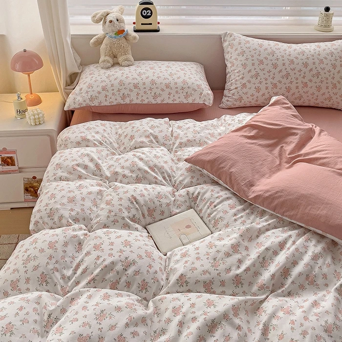 New Product Factory Sale Classic Floral Pattern 100% Polyester Double Layer Fabric Quilt Cover Bedding Sets