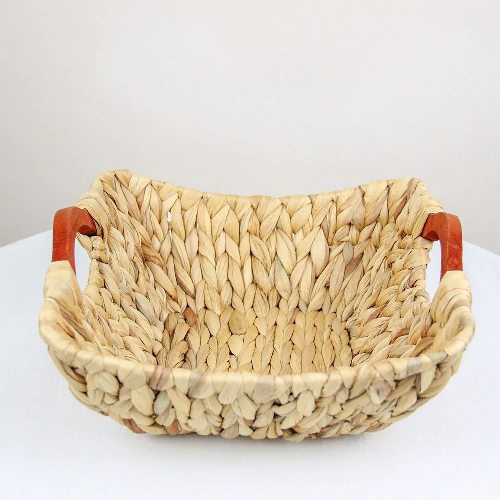 Professional Manufacturer Natural Woven Wicker Water Hyacinth Basket With Handle