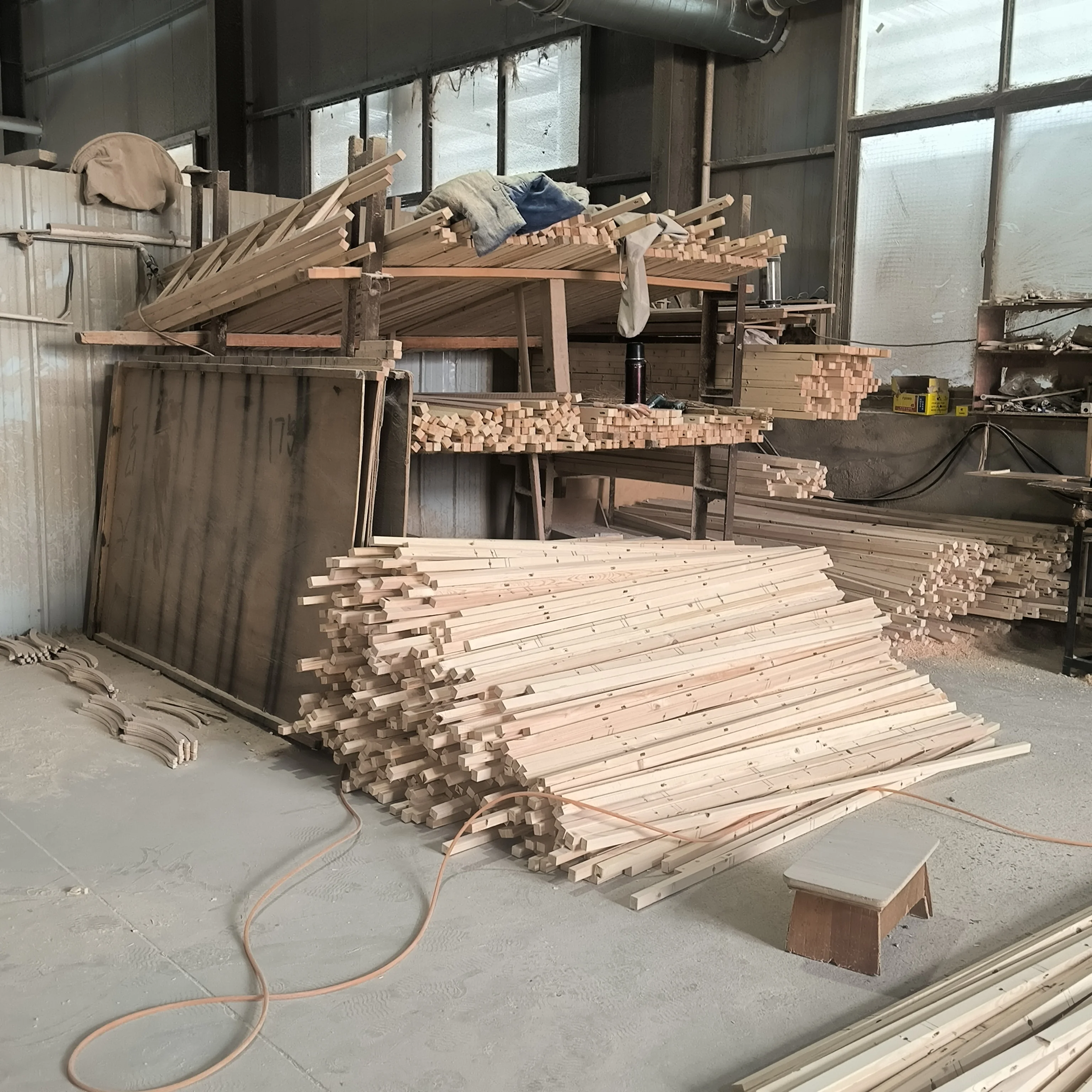 Natural Color European Style Value Eco-friendly Funeral Wood Coffin and Casket