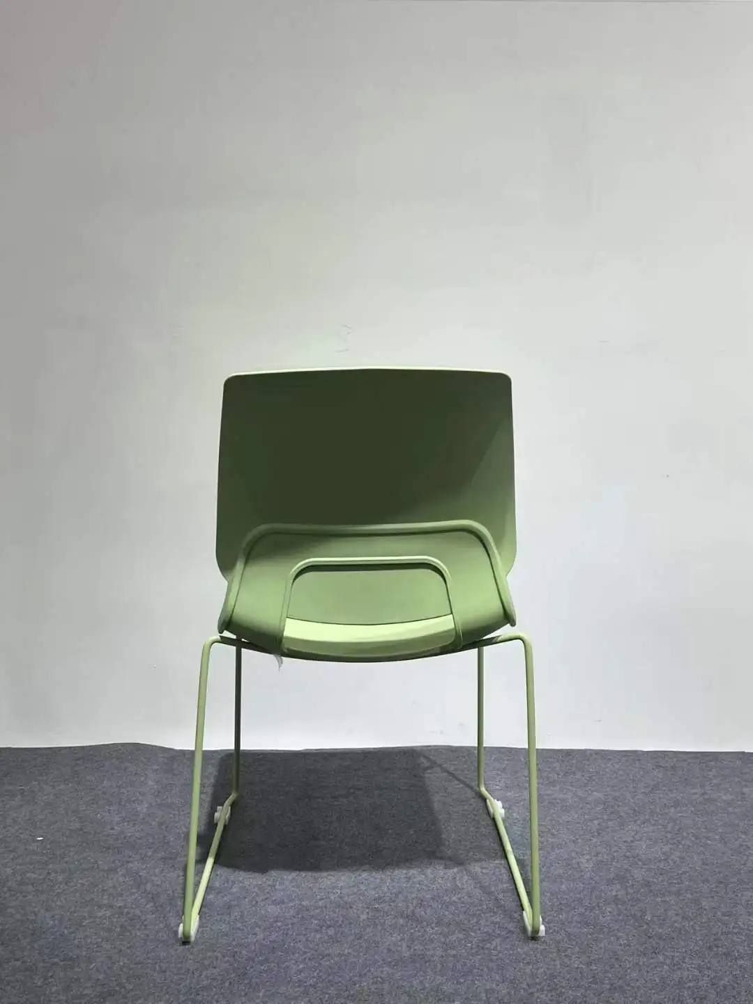 Back Part Cutout Design Ergonomic Pure Pp Training Chair Living Room Chairs For Conference school student chair