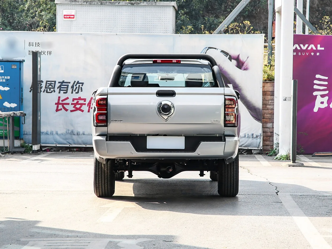 Hot sale GWM POER KINGKONG pickup truck 2024 model 2.0T diesel 6MT 4WD long box GW4D20M