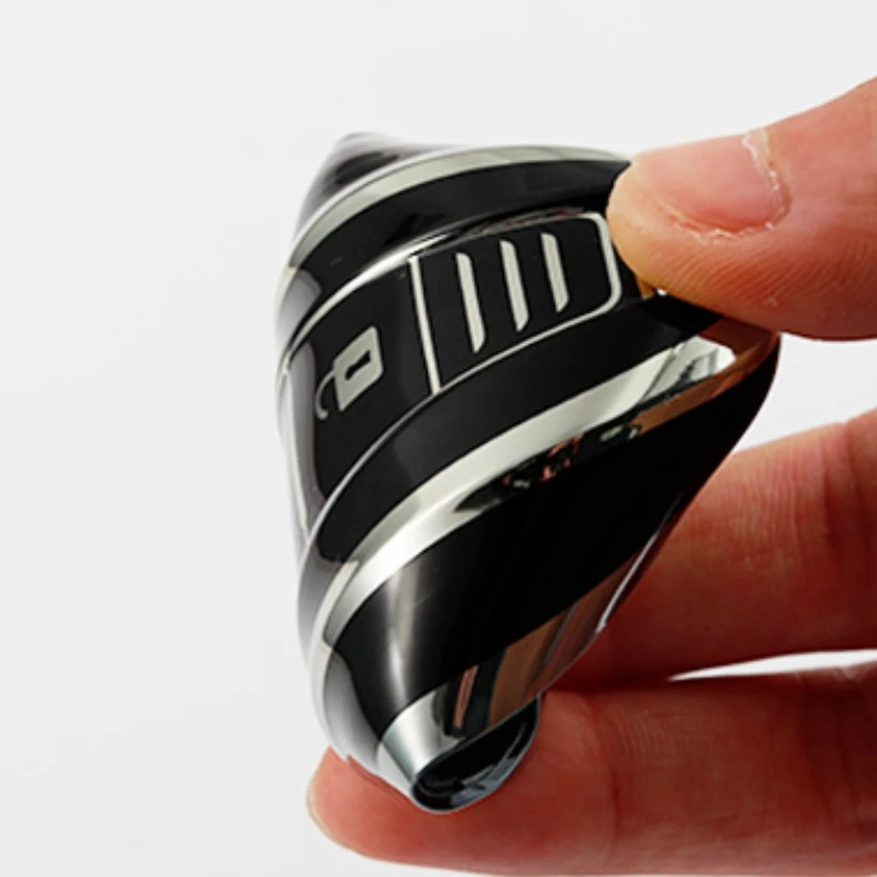 For Suzuki Swift Kizashi SX4 S-Cross Car Keyless Remote Key Smart Keychain Accessories Car Silicone Key Fob