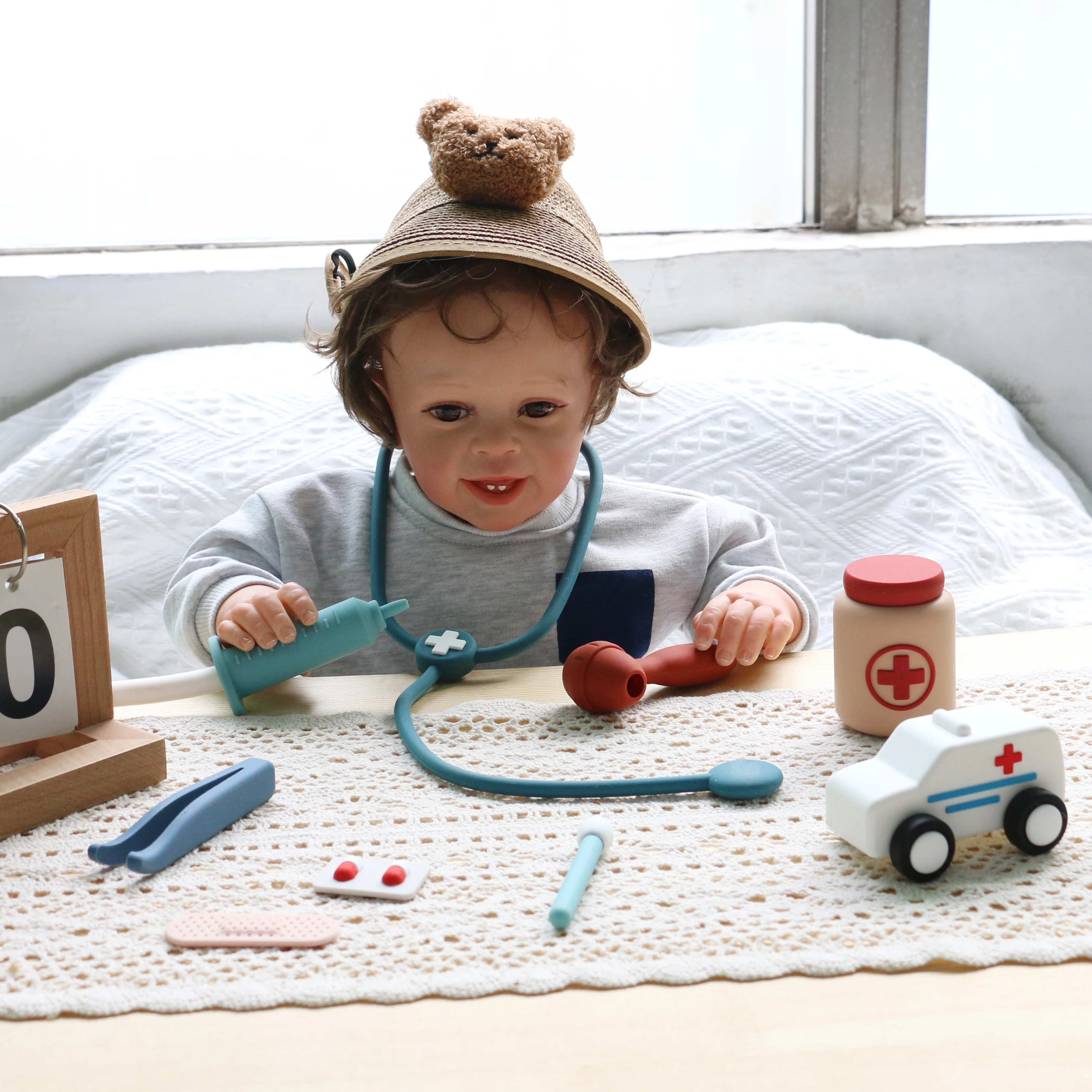 wholesale baby silicone toys bpa free food grade 100% soft silicone diy family household doctor set toys