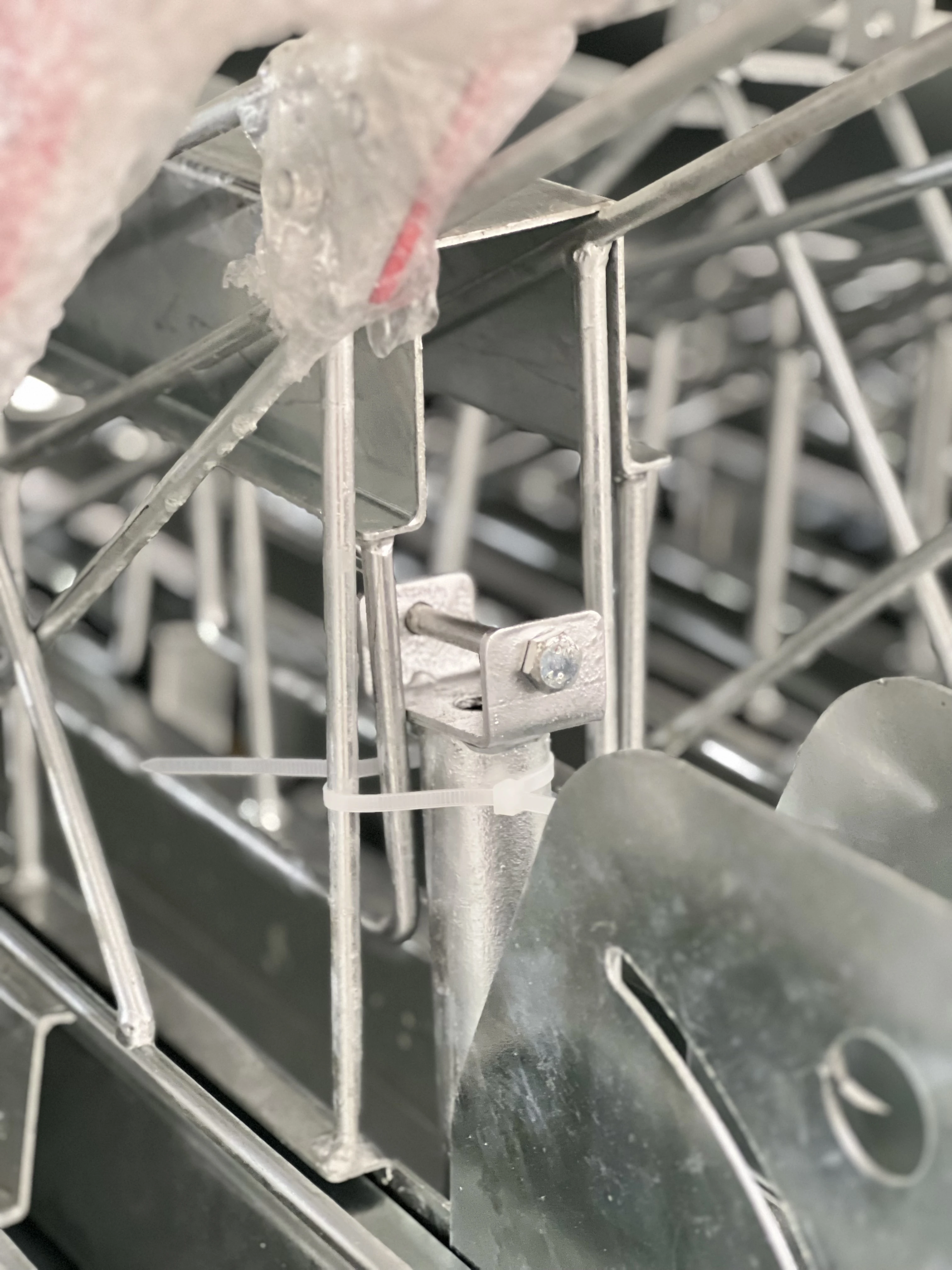 Easylift Premium gas-powered Double-Decker Assisted 4 Two-Tiered Cycles Storage Rack Across Two Tires for Handily Storing Bikes