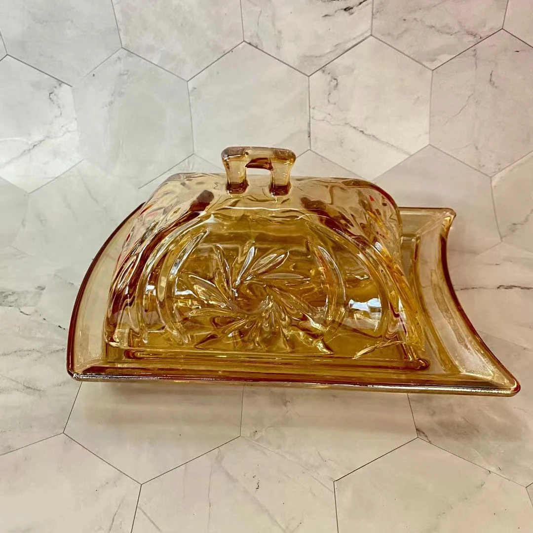 
2021 hot selling glass embossing candy jar snack jar with lid for wedding holiday and household 