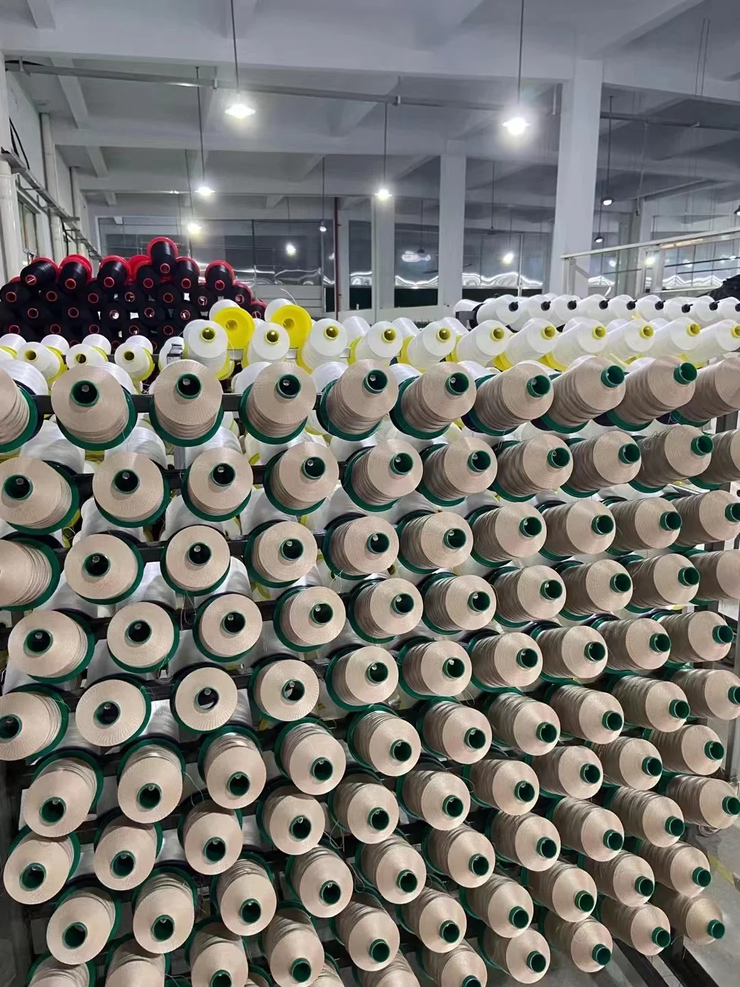 V92 -Bonded Polyester Sewing Thread 300D/3 Bonded Thread For Bag Sewing Tex90 upholstery Bonded thread