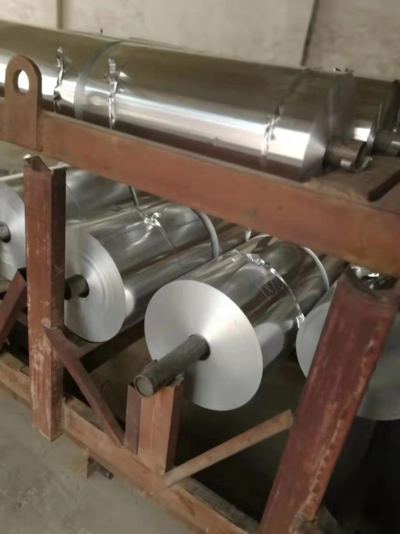 30 Cn Aluminum Foil 1.5kg Price Aluminum Foil for Cigarette Foil Sheet for Kitchen