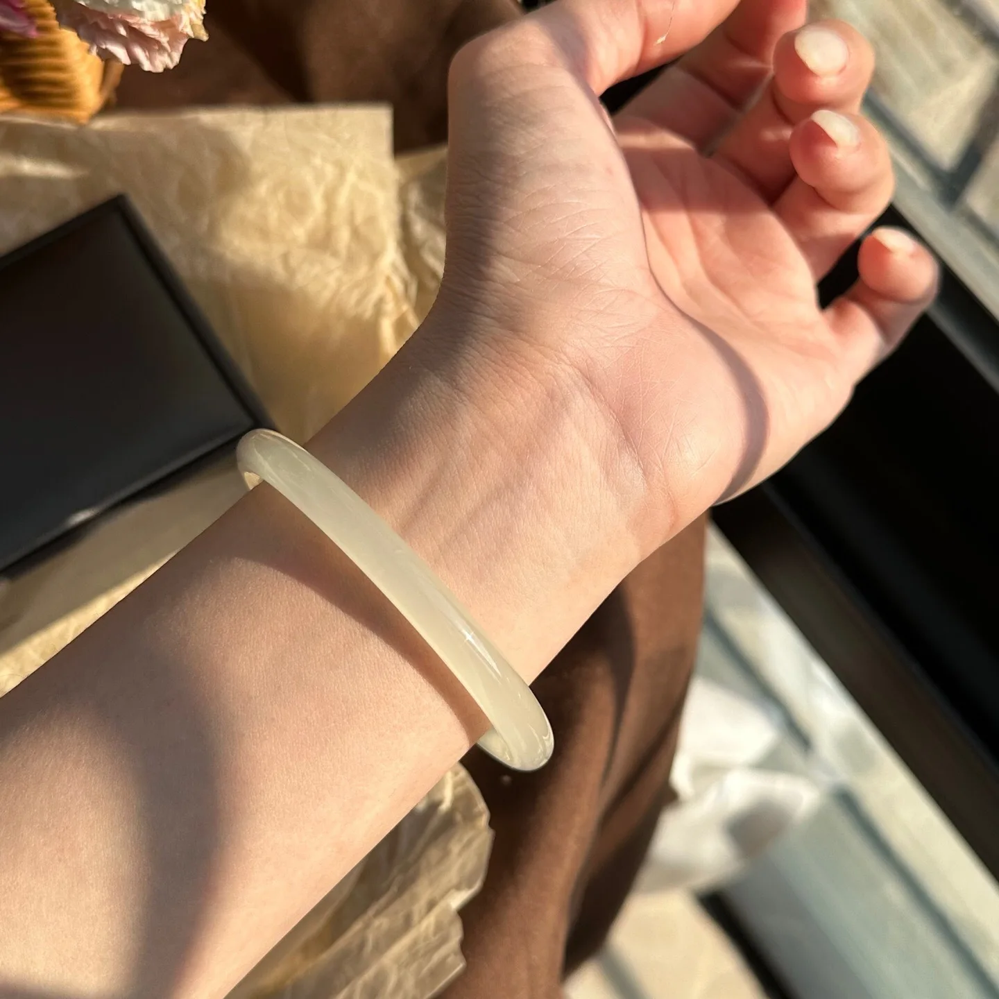 GT Hot Sale Popular Simple Lucky Bangle Bracelet White Jade Bracelet for Women and girl