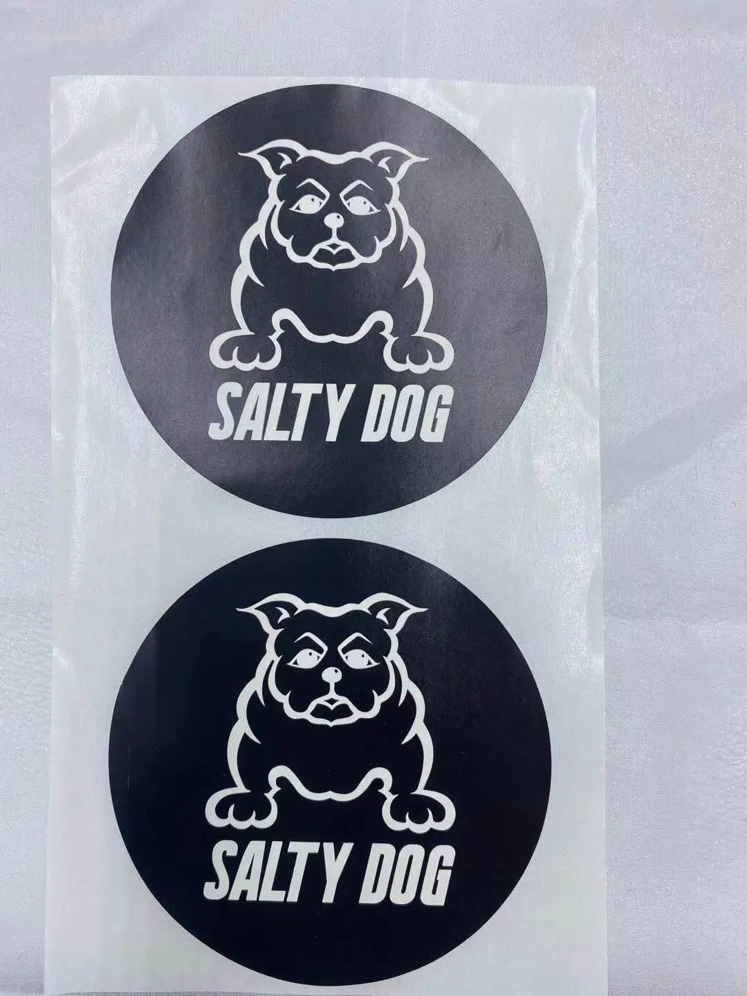 China Professional Factory Custom Sticker Clothing Label Logo Sticker