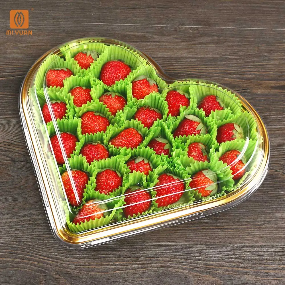 Best price Food grade material Disposable Candy Beautiful Heart Shaped Box Strawberry Cherries  Plastic Gift Box for Packaging