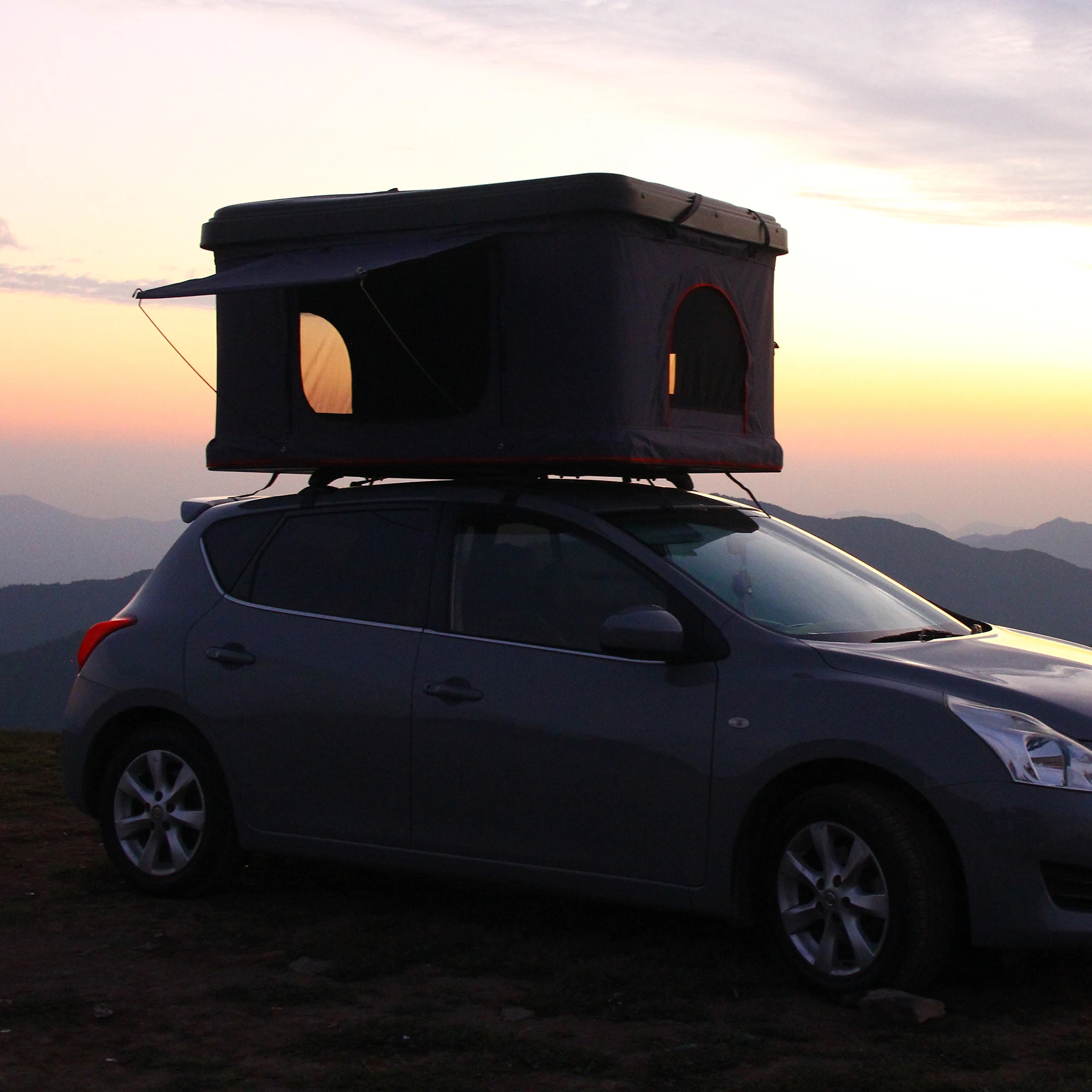 4 Person Camping Hardshell Triangle Aluminium Inflatable Top Insulated Lightweight Top Car Roof Top Tents For Sale