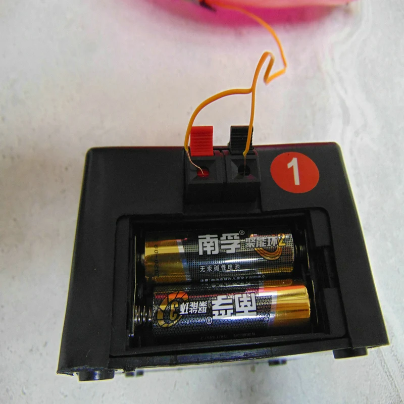 D08 Hot sale 8 cues cold stage fireworks remote control for celebration firing system fireworks