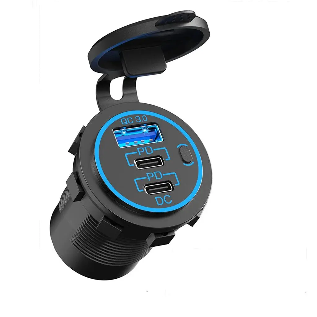 Высококачественное трехпортовое автомобильное зарядное устройство USB C Qc 3,0 Dual PD