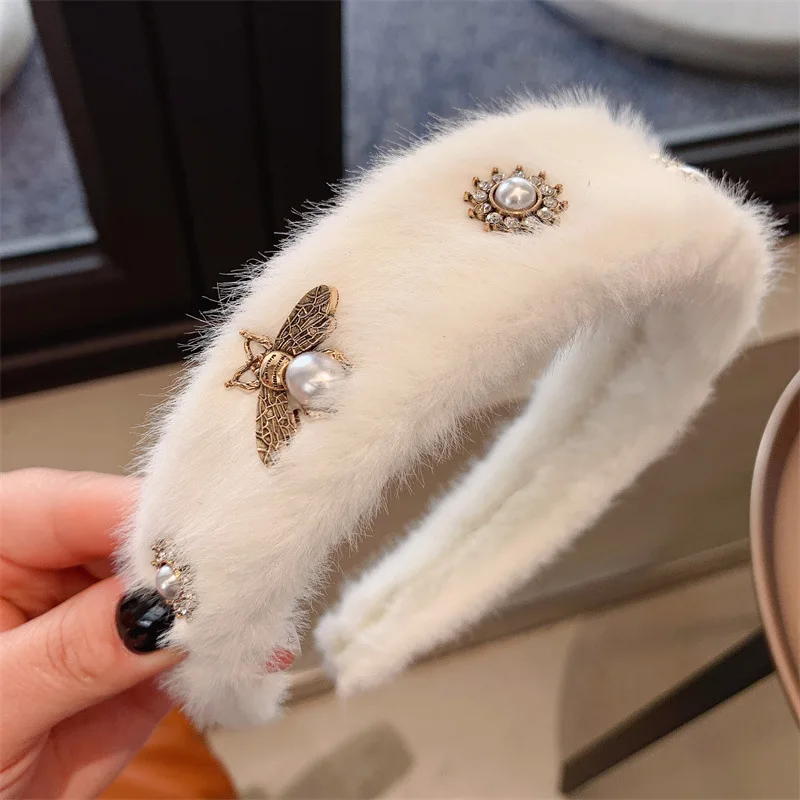 Designer Headband Fur Bee Headbands Women Hair Accessories Knot Headband Pearls Diamond Plush Wide Edge Hair Bands For Women