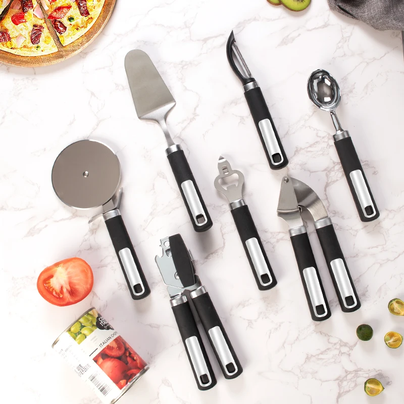 Набор кухонных принадлежностей из нержавеющей стали с черной ручкой