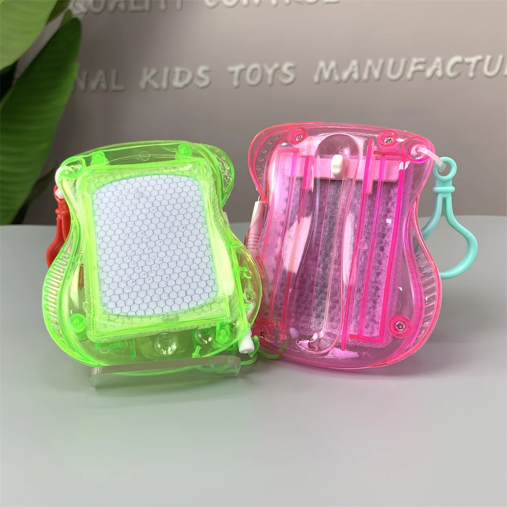 Educational Toy Kids Favors DIY Doodle Plastic Writing Painting Erasable Mini Magnetic Drawing Board With Keychain