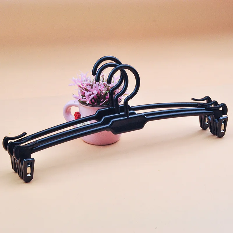 Factory Direct Wholesale Clothing Store Plastic Hanger With Underwear Panties Clip