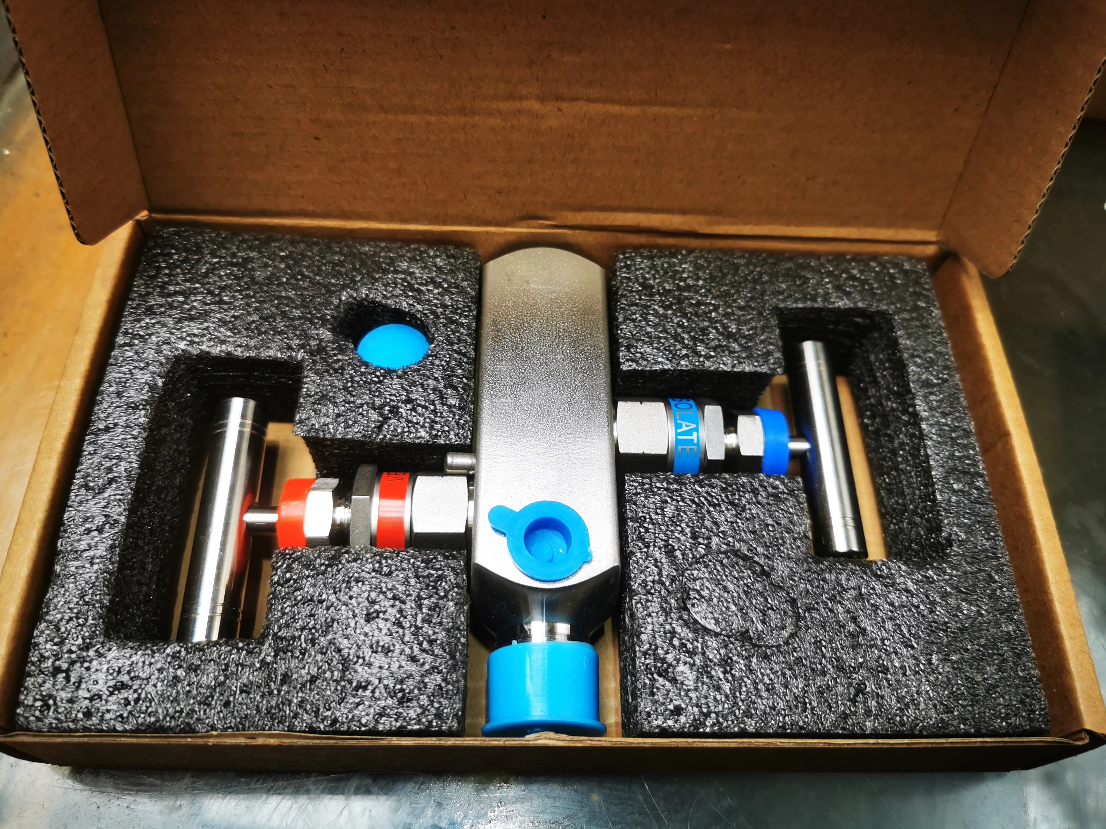 Hot Sales Rosemounte 0305 0306 Integral Manifold 0305RC52B11B4 0306RT22BA11SG For Pressure Transmitter