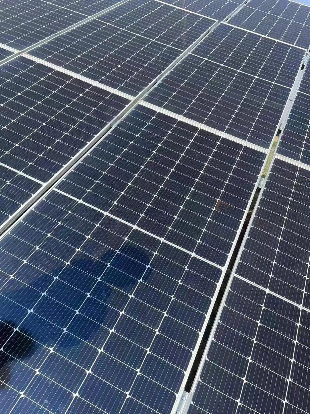 Suntech half cell monofacial module 540W 545W 550W 555W 560W 25 years of linear warranty suntech power solar panels