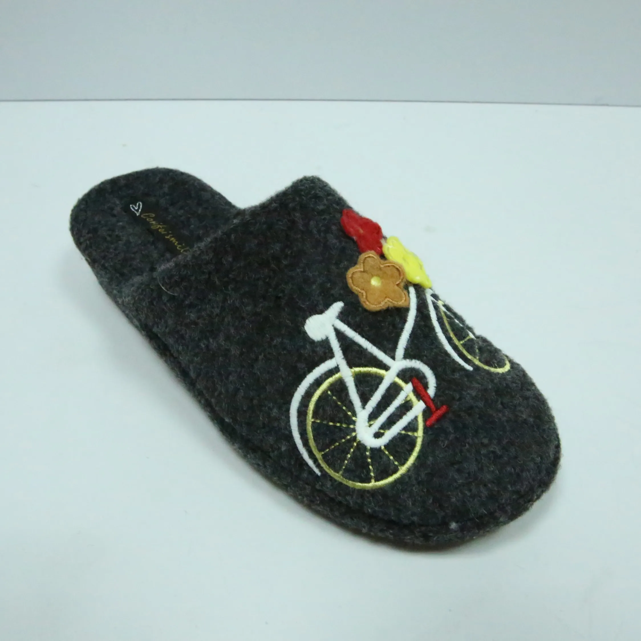 CORIFEI Recreational Bicycle embroidery Height Increasing felt slippers for women