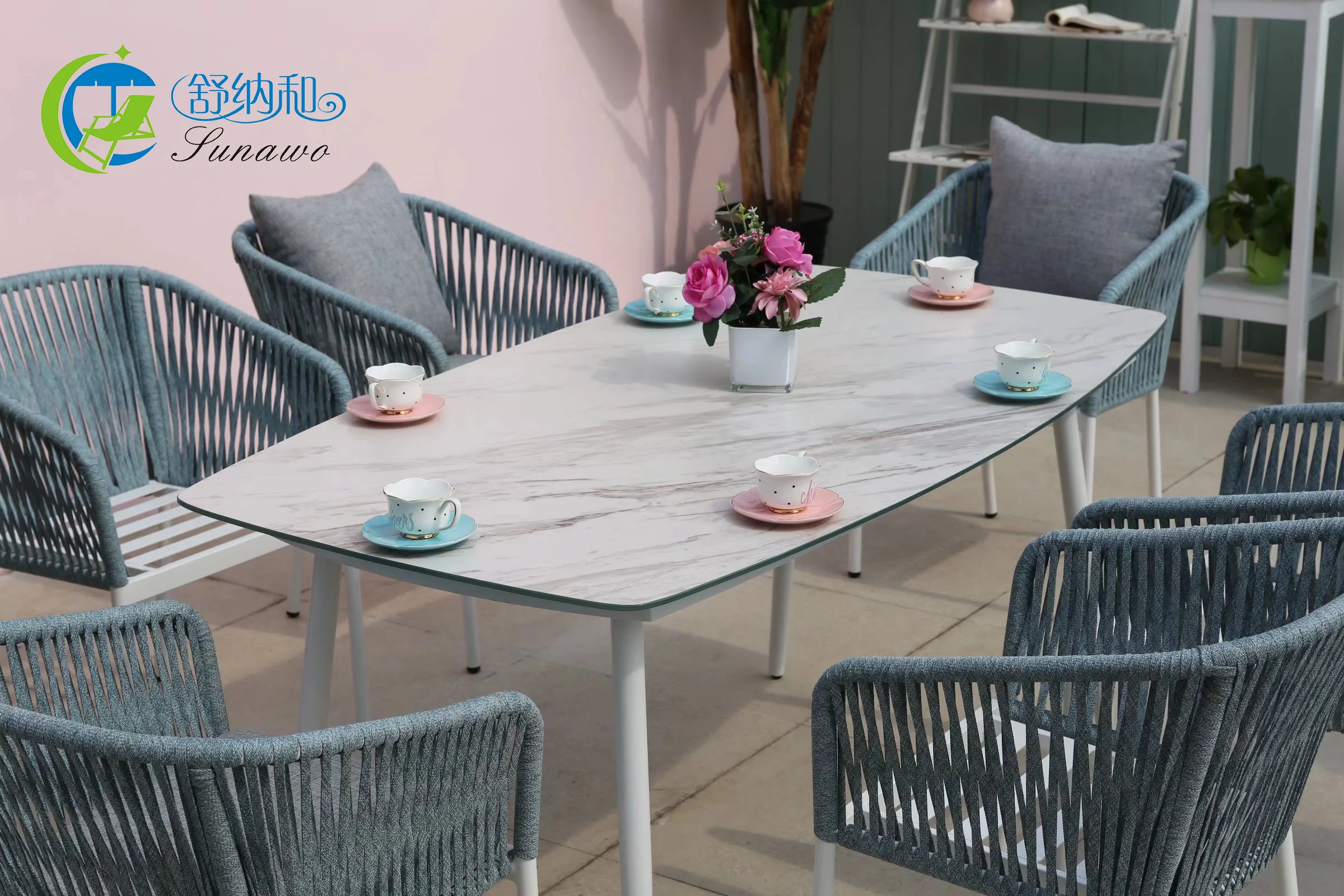 Многоцветная алюминиевая рама, усиленная стекловолокном, пластиковая столешница, стол для уличной мебели