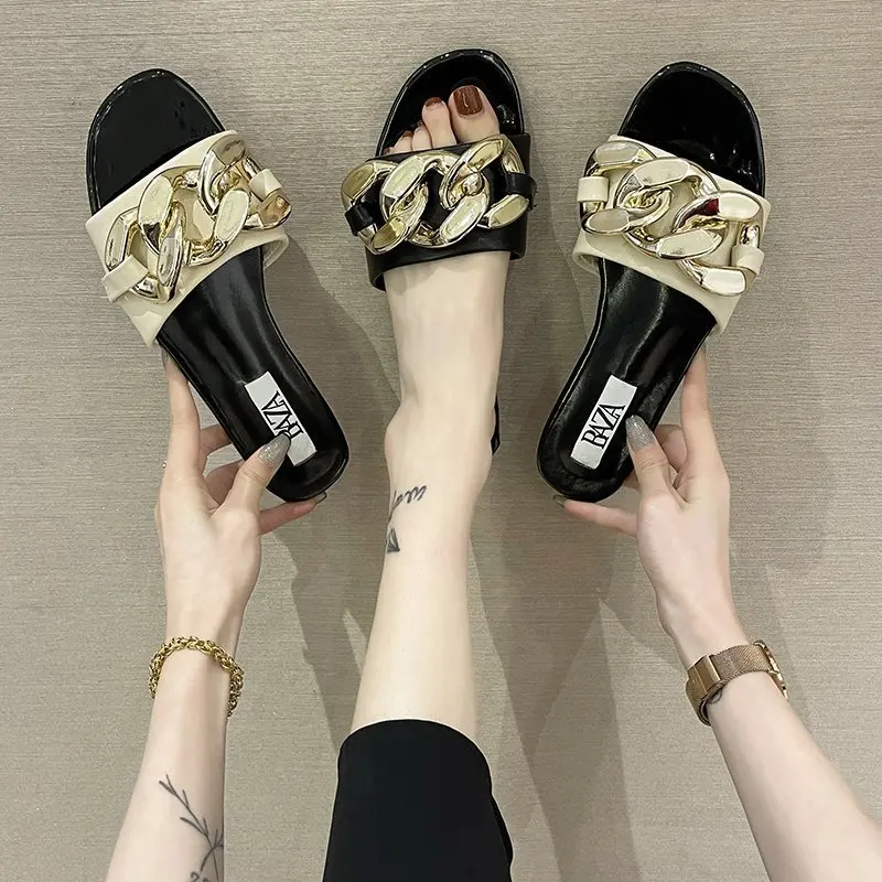 Korean Latest Summer Metal OAutersole Women Pu Leather Slide Slippers Gold Chain Flat Shoes Add My Logo Name On Womens Sandals
