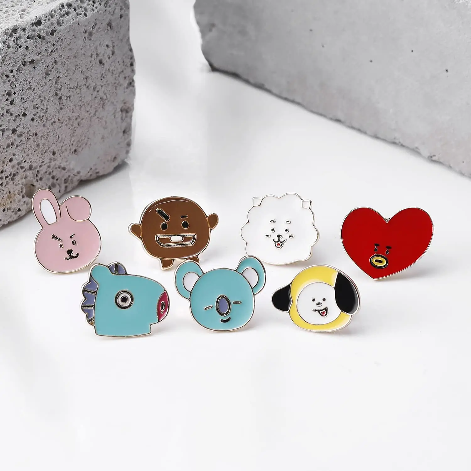 High quality personalized kpop b/ts custom support badge pin