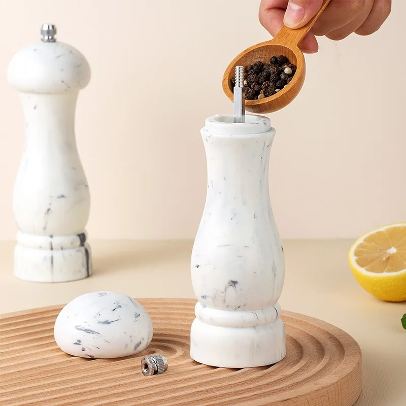 MM Manual Seasoning Jar Spice Grinder Salt Pepper Bottle Mill Ceramic Core Food Grade PP Plastic Chili Salt and Pepper Grinder