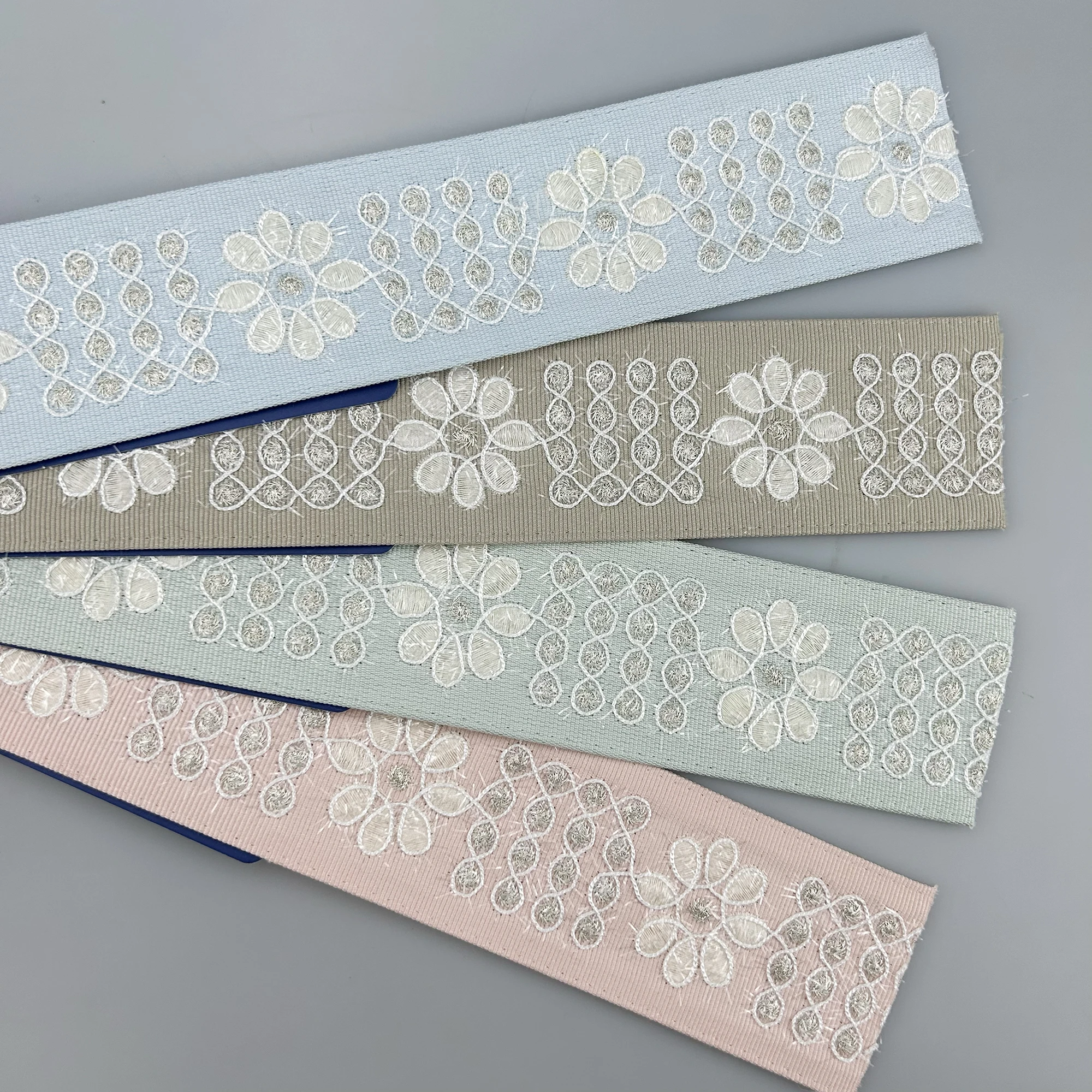 Manufacturers Width 6cm Embroidery Flower Accessories Sewing Ribbon for Curtain Sofa Decorative Edge