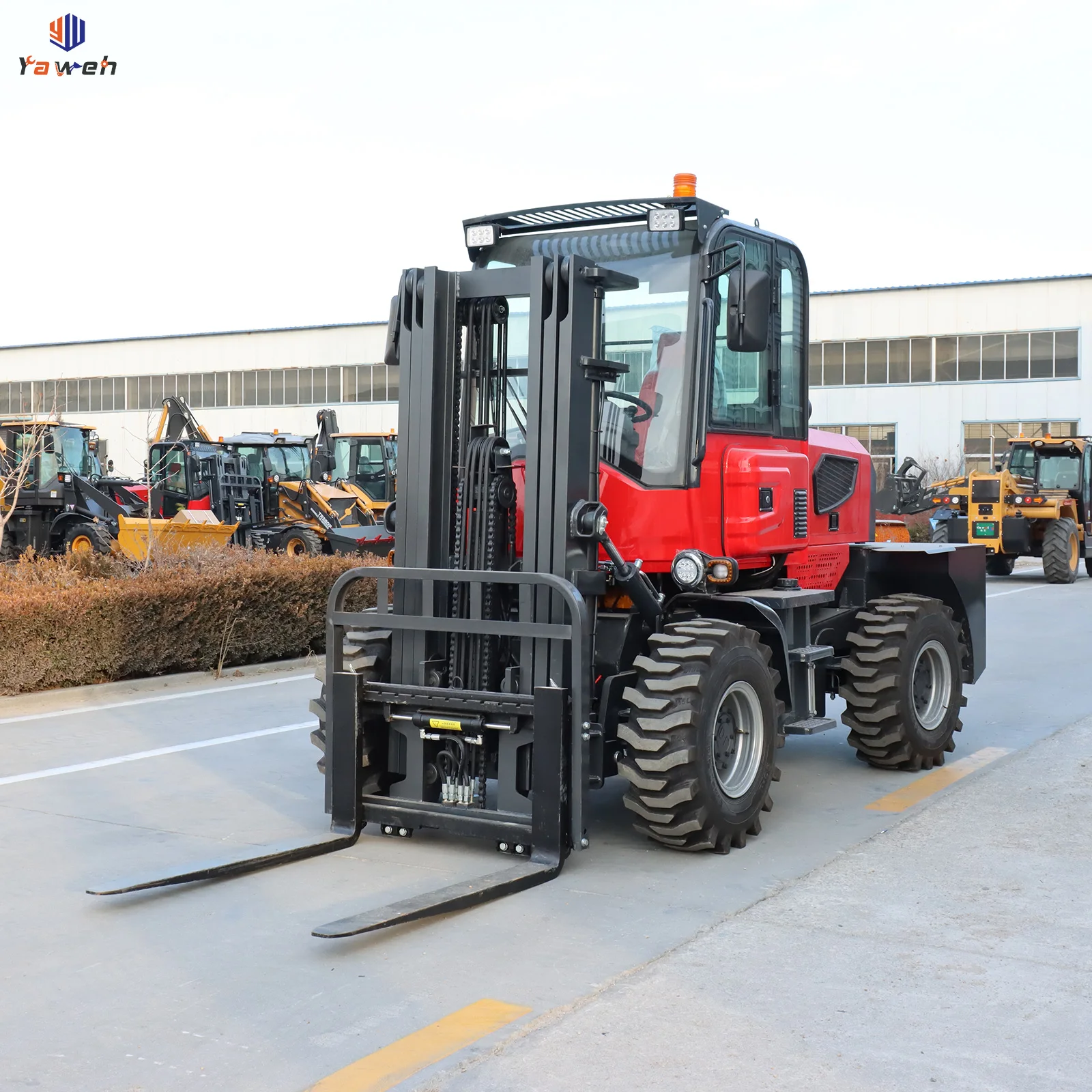 Yaweh  Multi Purpose Four-wheel Drive Off-road 5 Ton Hydraulic Forklift Lift Telescopic Boom Tail Crane