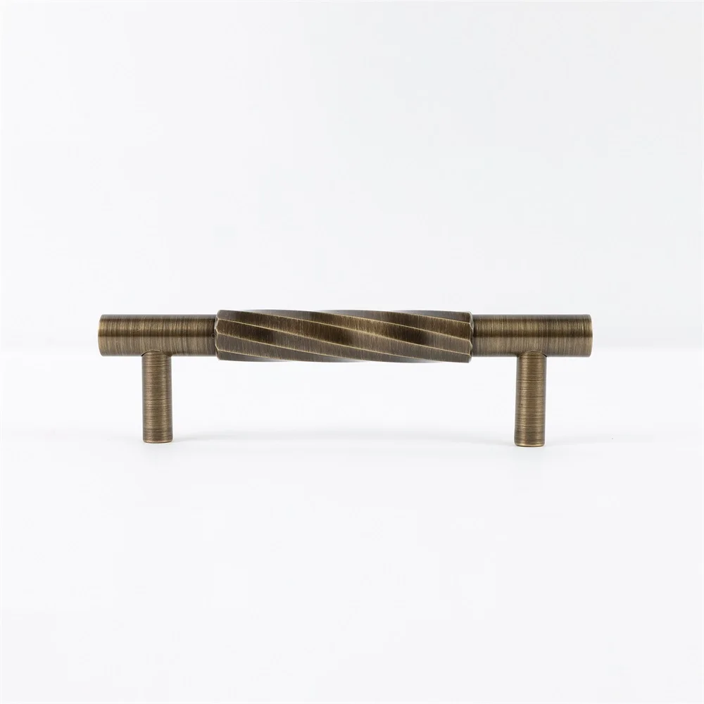 MAXERY Vintage Antique Brass Handle Pulls, Curved Stripes Textured Cabinet Handles, Metal Furniture Handle for Closet Wardrobe