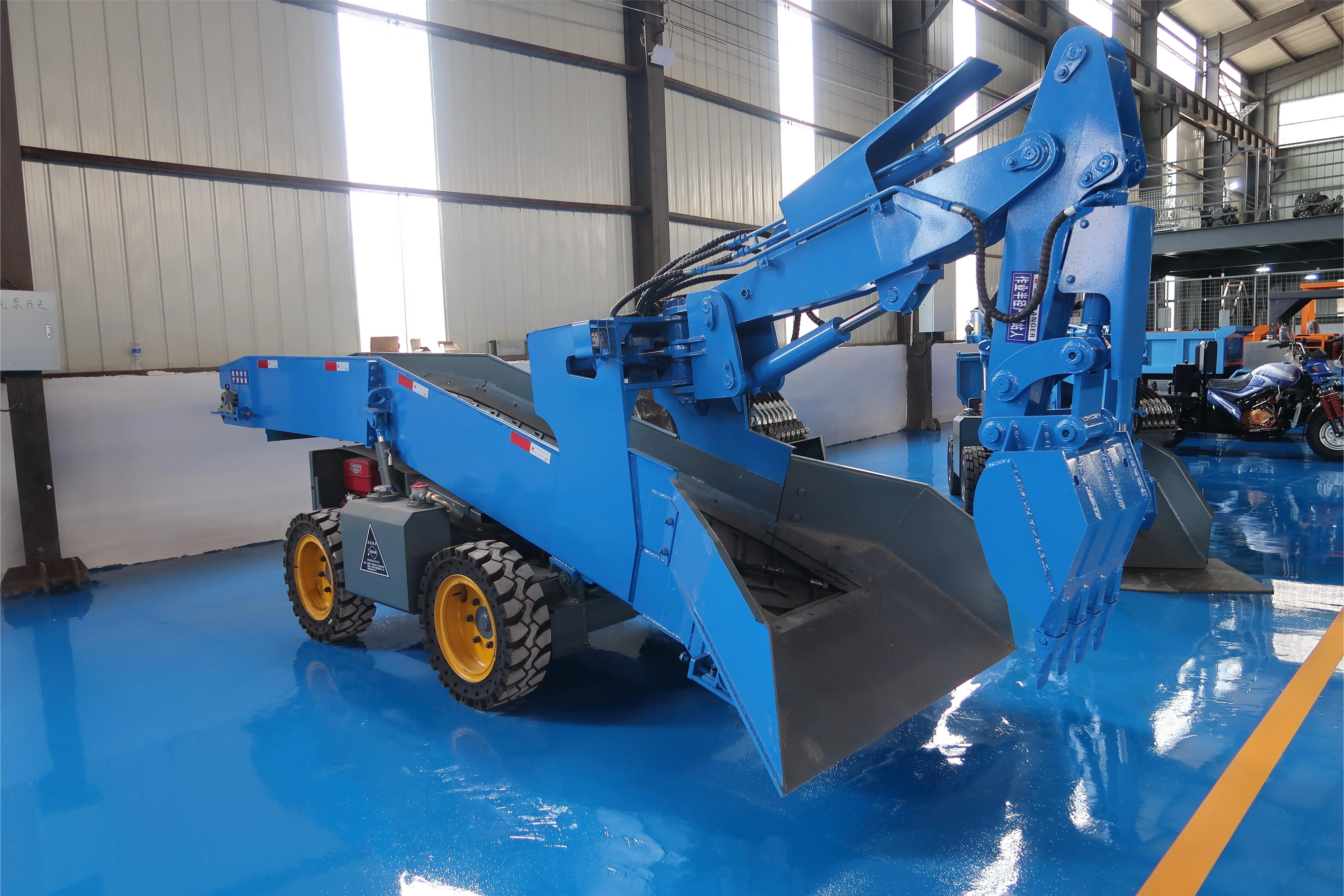 Huansheng Bridge Type Mucking Loader Easy To Use Mini Digger Excavator Tunnel Excavation Machinery Underground Mining Vehicles