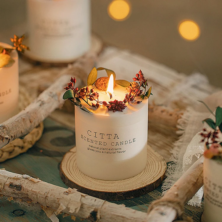 Wholesale 100% natural soy scented candle in glass candle jar with lid