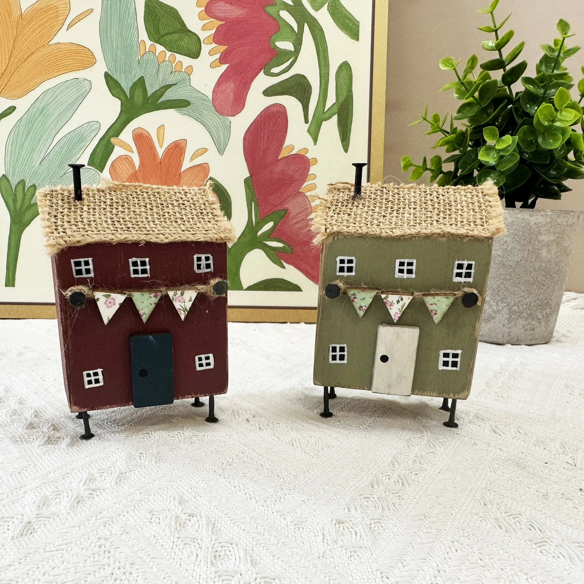 Cheap 3D Mini House Shape Home Decoration Desk Small Wood Driftwood Love Gift Cottage Wooden House Ornaments