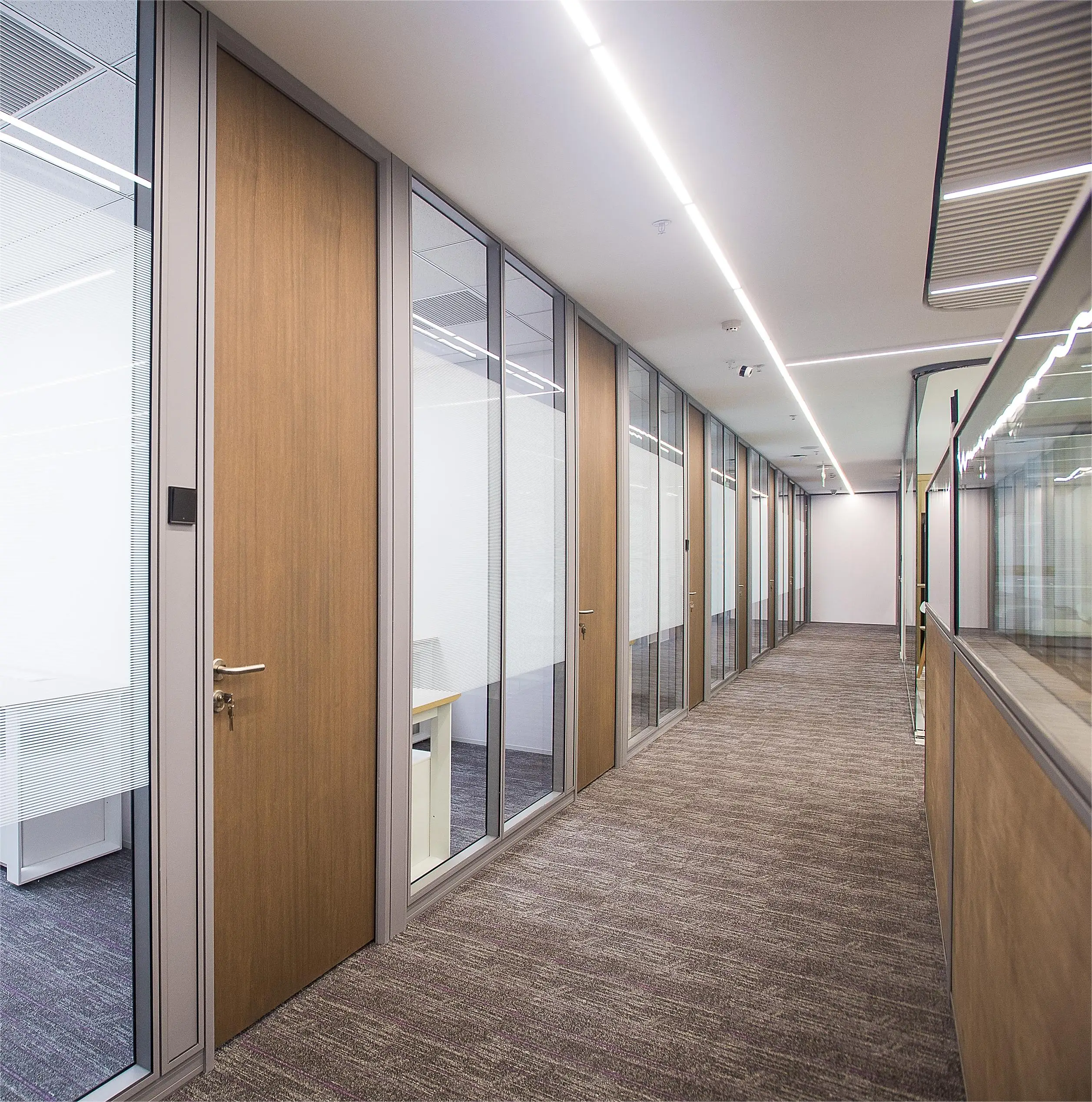 Eco-friendly fireproof materials acoustic panels divider partition door for office hotel restaurant wooden style MDF panel door