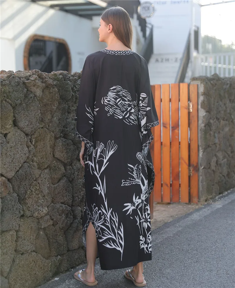 New Arrivals Floral Print Ladies Blouses Summer Women Beach Dress Viscose Black Printed Kimono Scarf