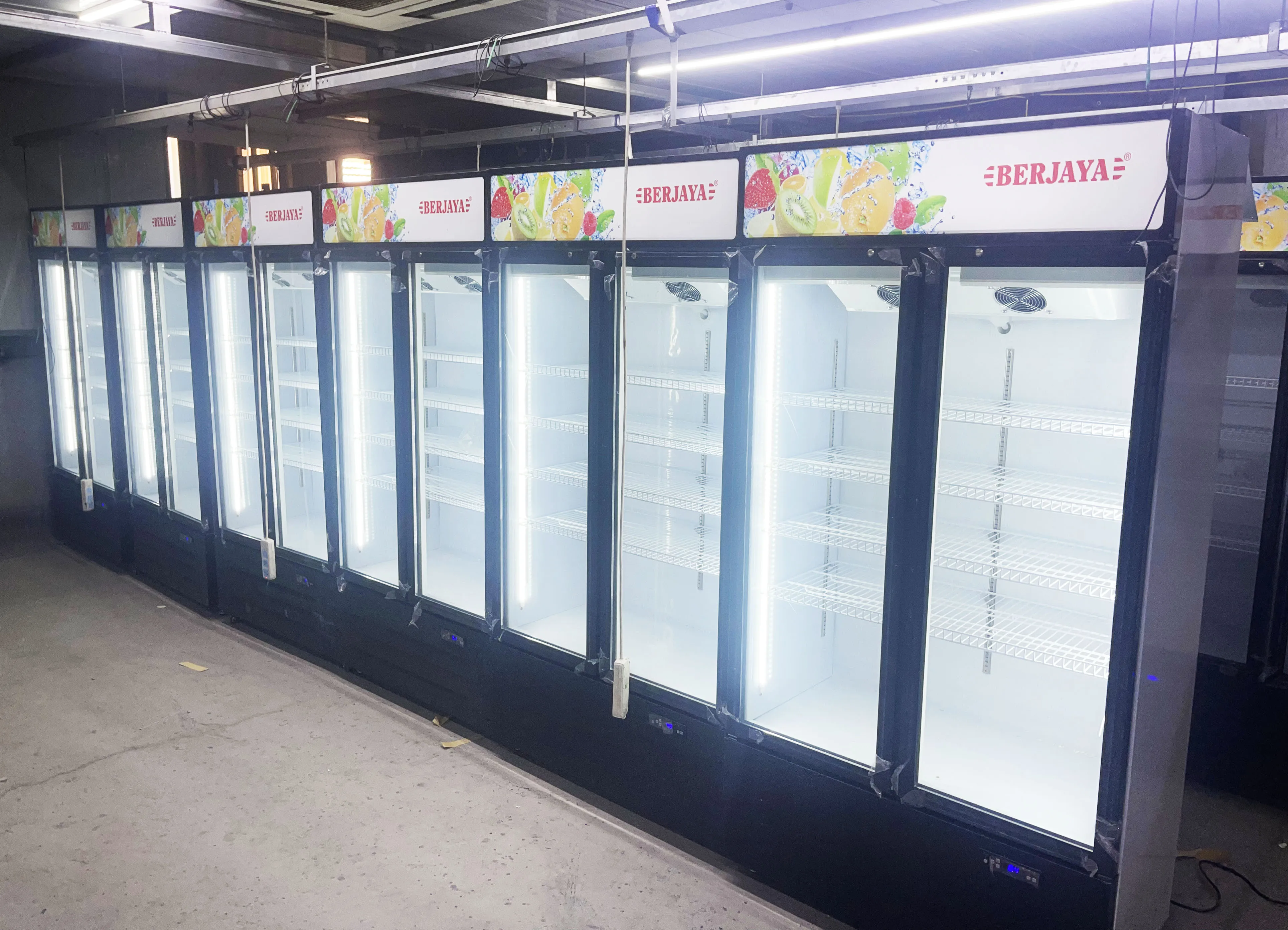 Commercial glass door refrigerator vegetable and fruits display cooler