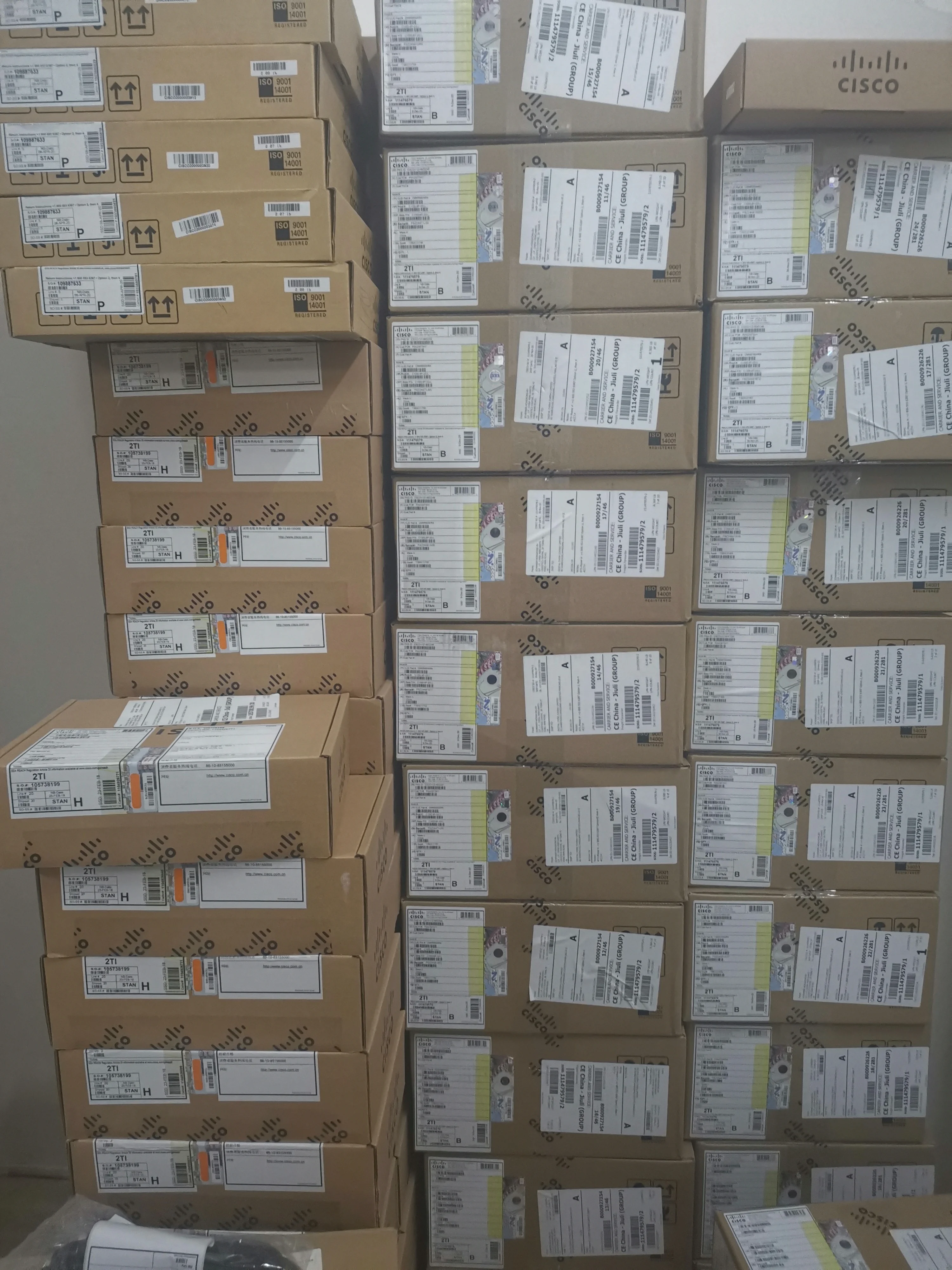 Original new sealed 9300 Series 24 Port Poe Switch C9300-24P-E