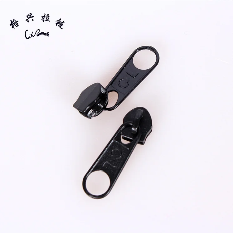 No 5 colorful Zipper Pull Custom Long Plate Nylon Zipper Slider For Luggage