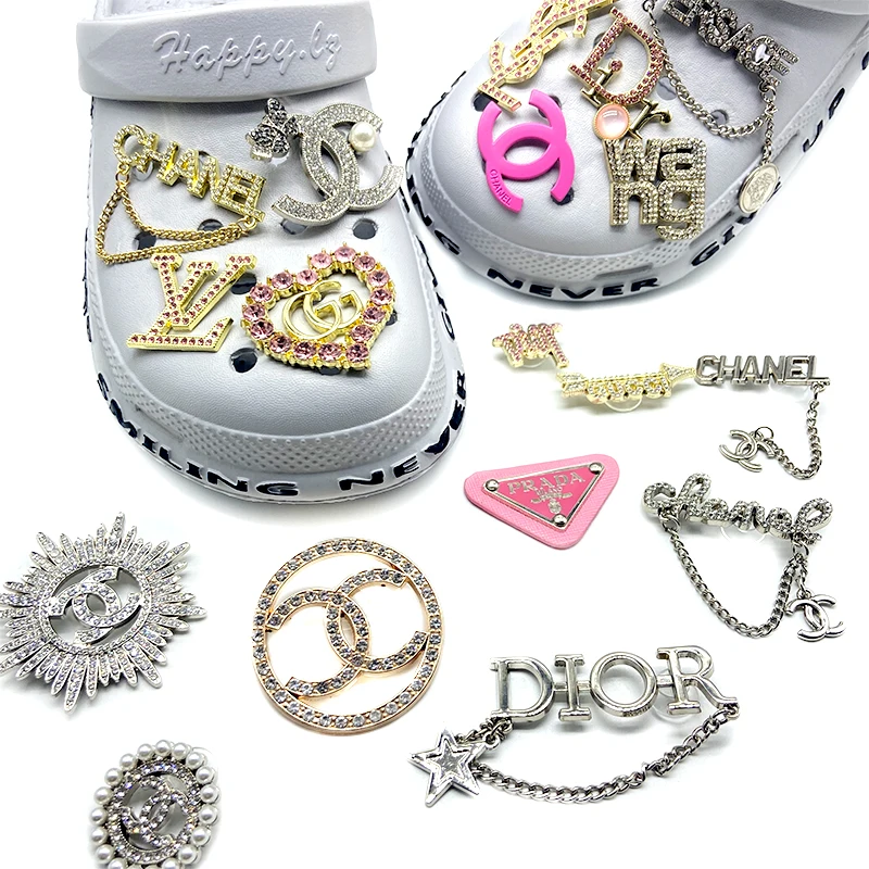 Wholesale Bling Croc Charms Luxury Metal Designer Charms  Diamond Shoe Charms Decoration