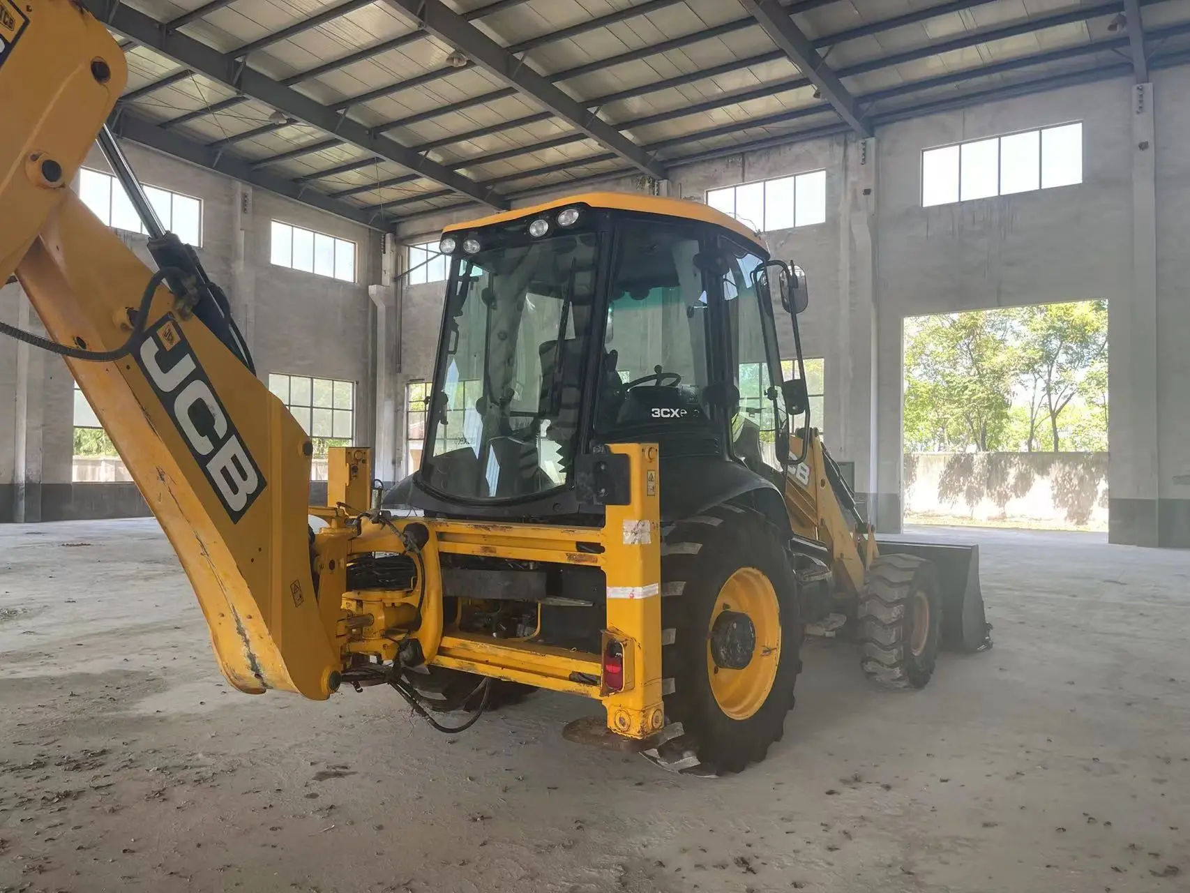 Б/у JCB 3CX 8-тонный экскаватор-погрузчик погрузчик-экскаватор 3cx-4t Подержанная машина