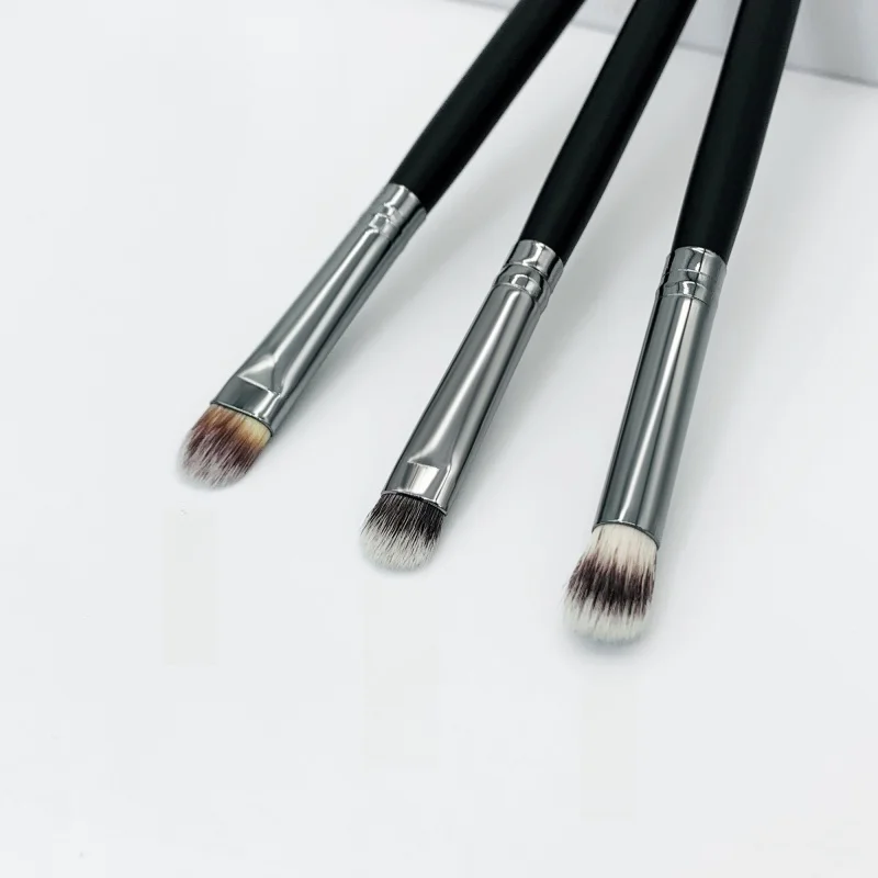 UUYP New Style Mini Travel Makeup Brush Set Soft Touch Feeling Small Eyeshadow Blush Brush Highlight 3Pcs Make-Up Kit