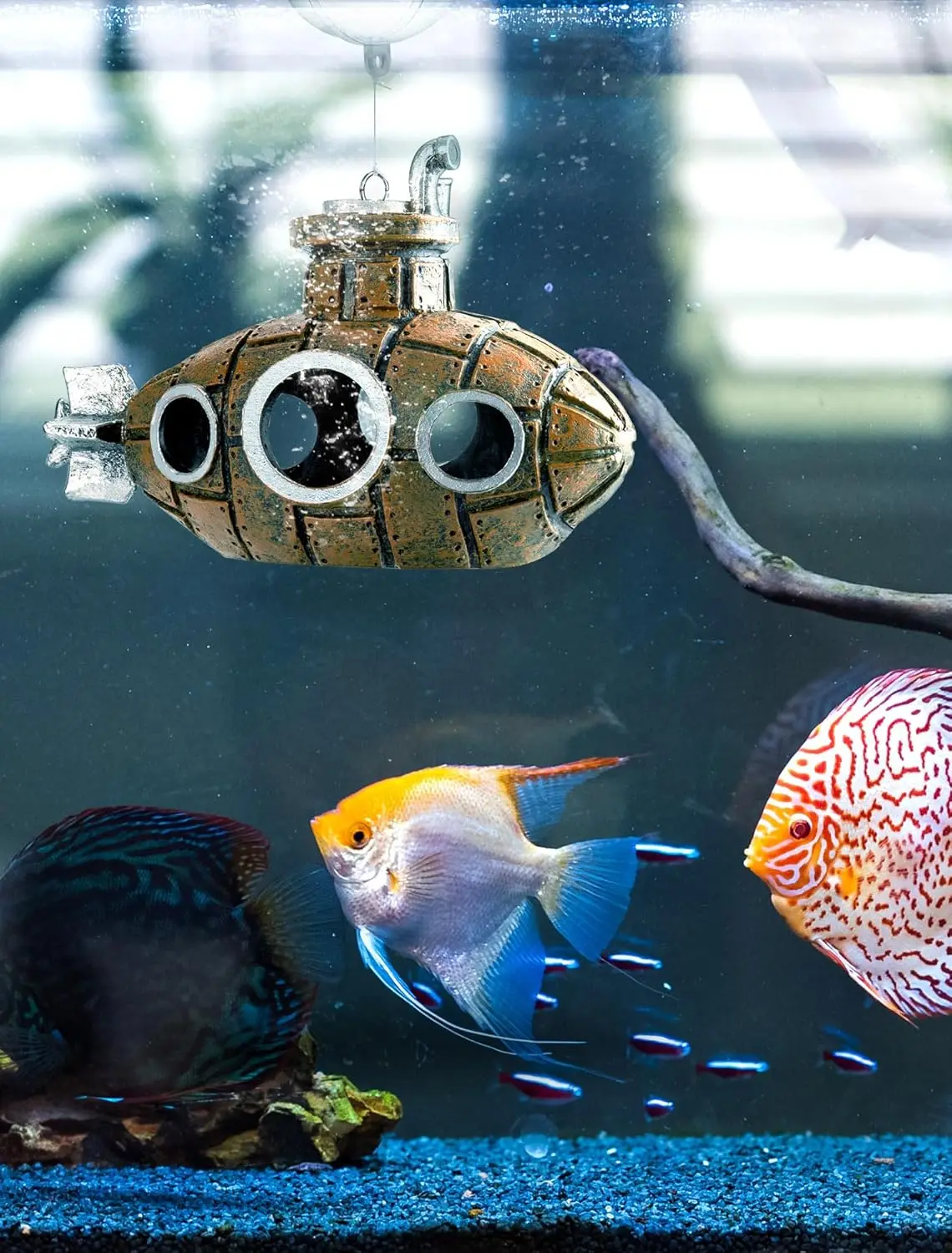 Floating Fish Tank Decoration, Little Cute Retro Submarine Aquarium Decoration with Two Float Balls