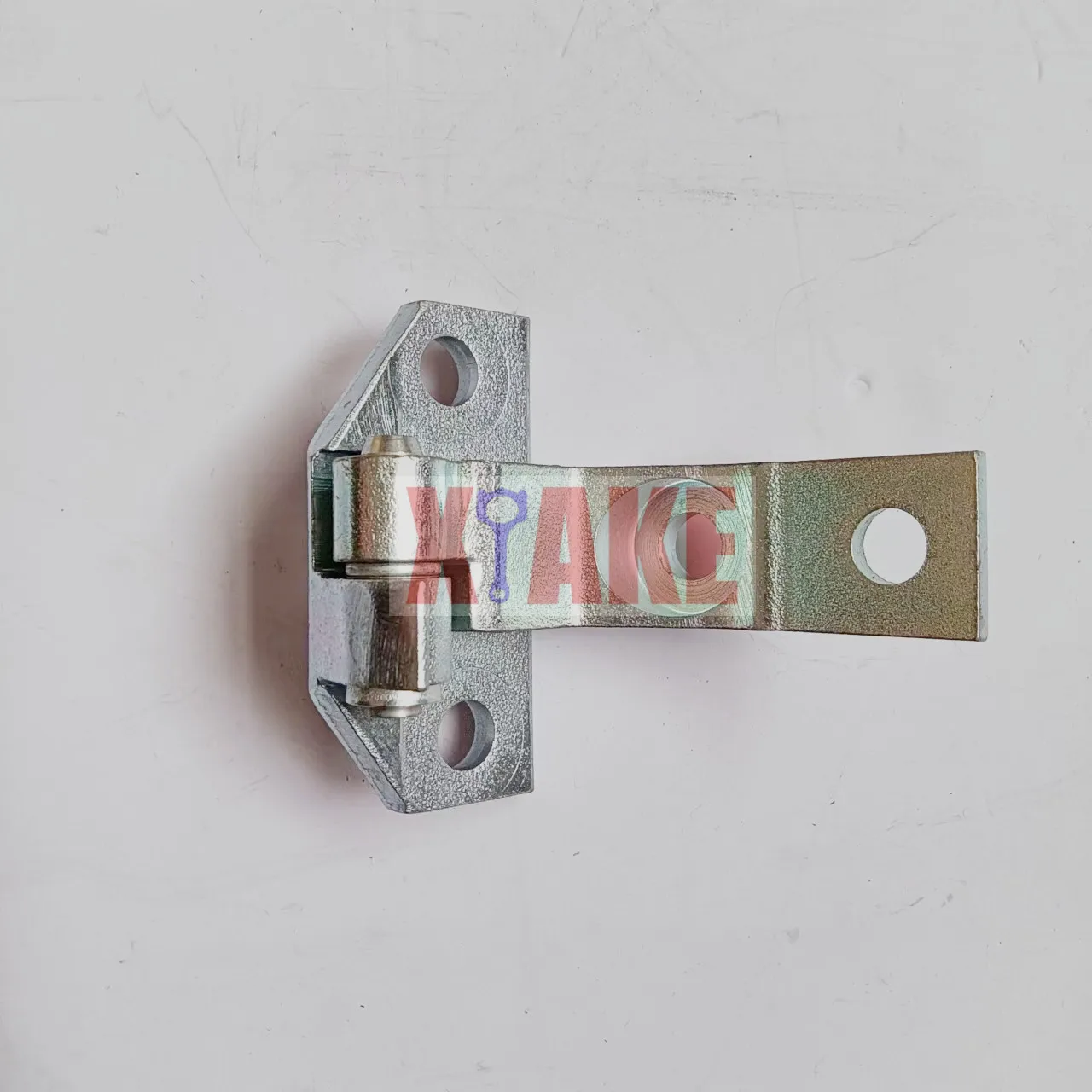 Guangzhou Auto Parts Hot selling Front Door Lower Hinge For Dongfeng Fengon 500 Glory 500 OEM 6106100-SF01