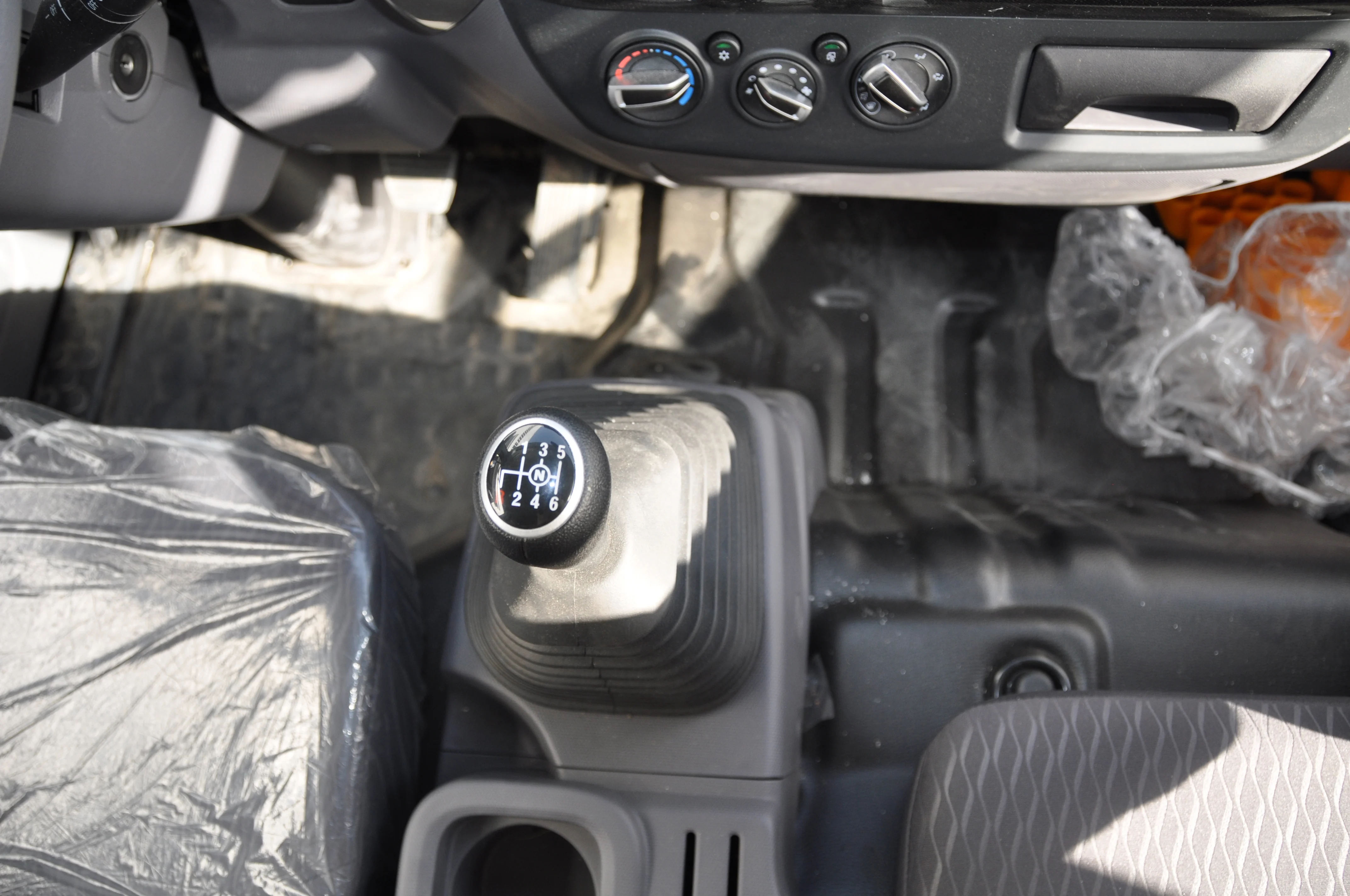 Hot Sale Foton Ollin CTS 4m 1 Ton Cold Chian Transport Mini Refrigerated Truck