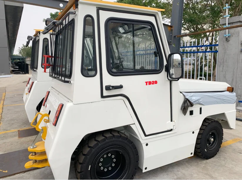 Airport Ground Support Equipment New Diesel Mini Towing Luggage Tractor Truck Price