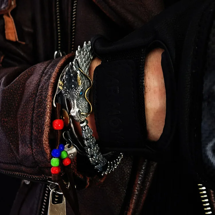bracelet male retro domineering trend male bracelet keel cold wind senior sense factory big black dragon snake