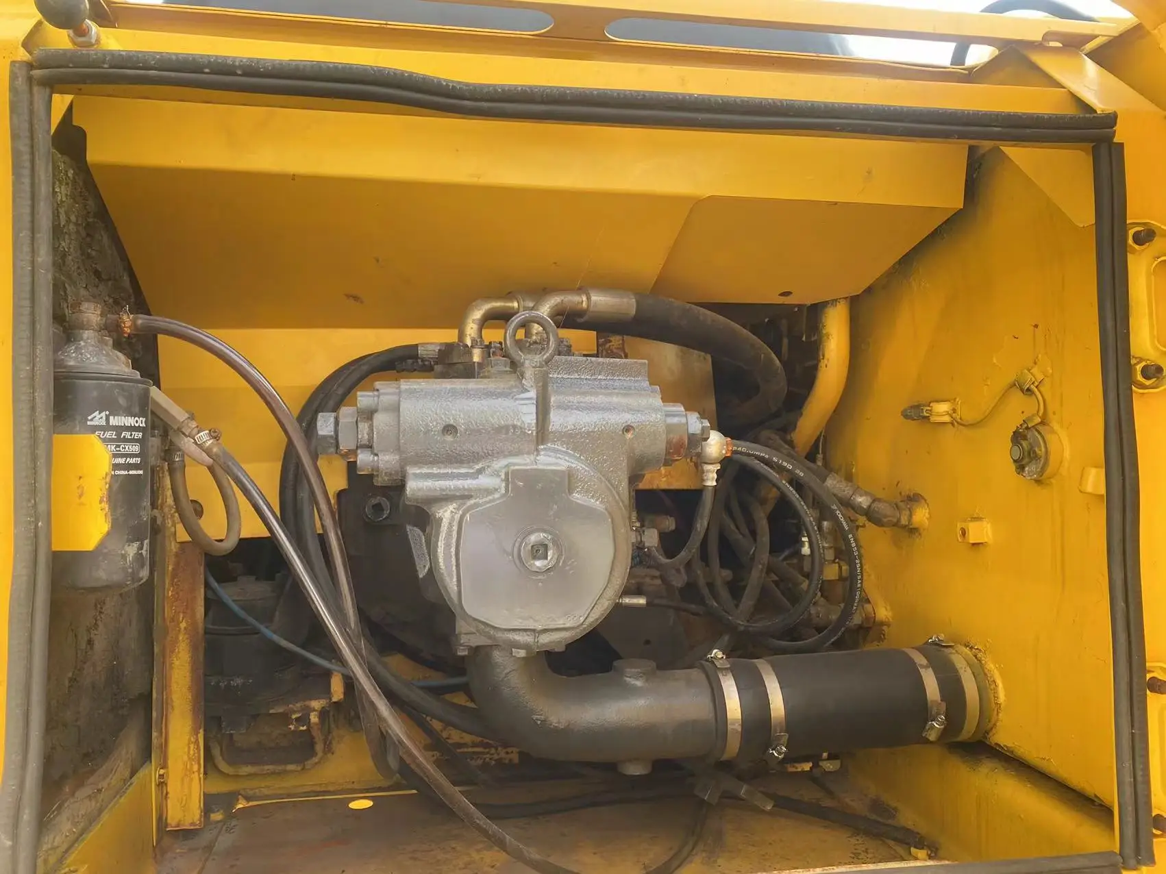 Komatsu PC200 crawler excavator hot sales cheap price komatsu pc200-8 excavator 20 ton excavator